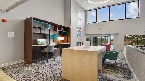 Holiday Inn Chicago Northwest/Crystal Lake/Convention Center image 36